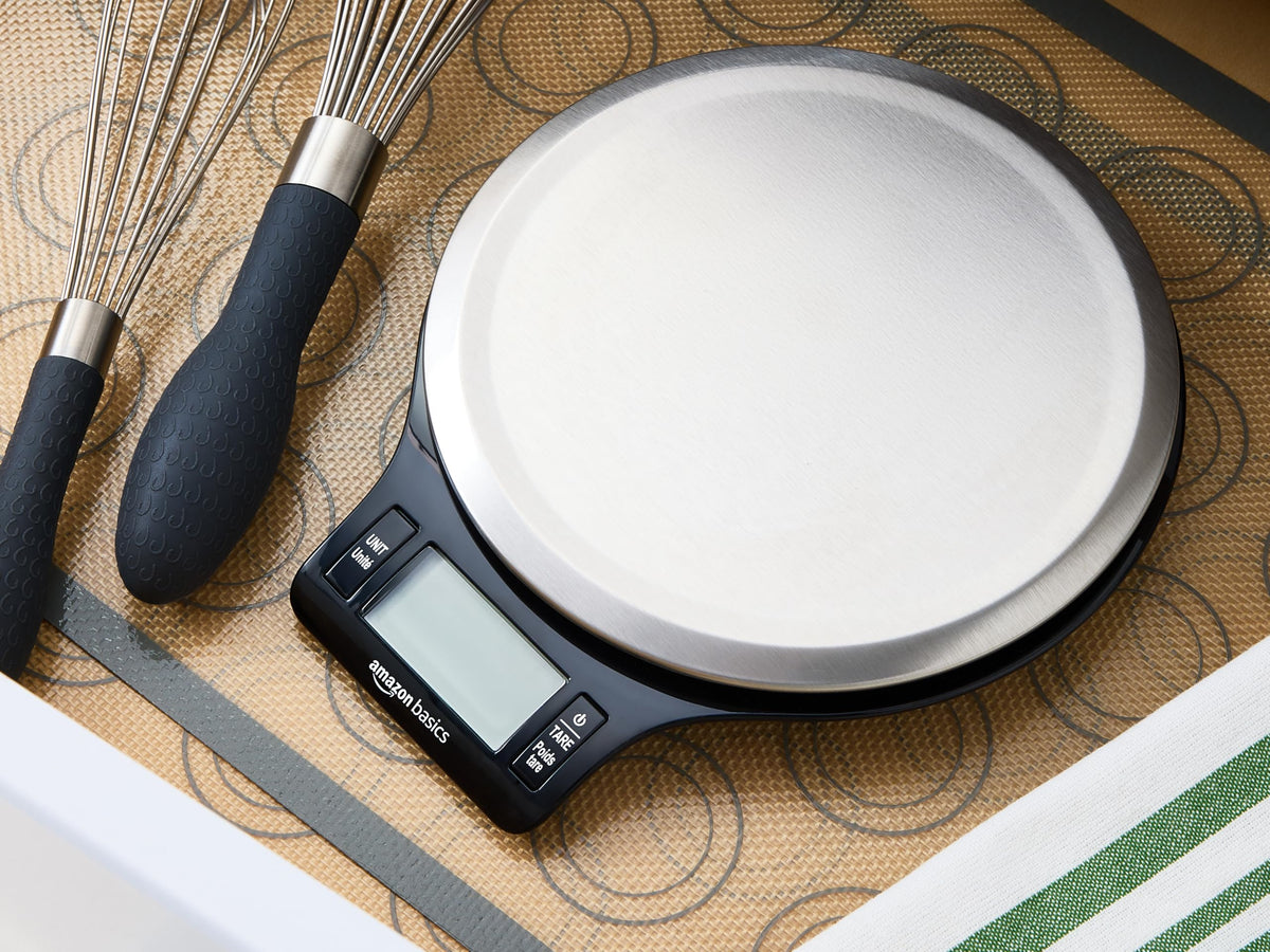 Digital Kitchen Scale with LCD Display, Black and Stainless Steel C9379