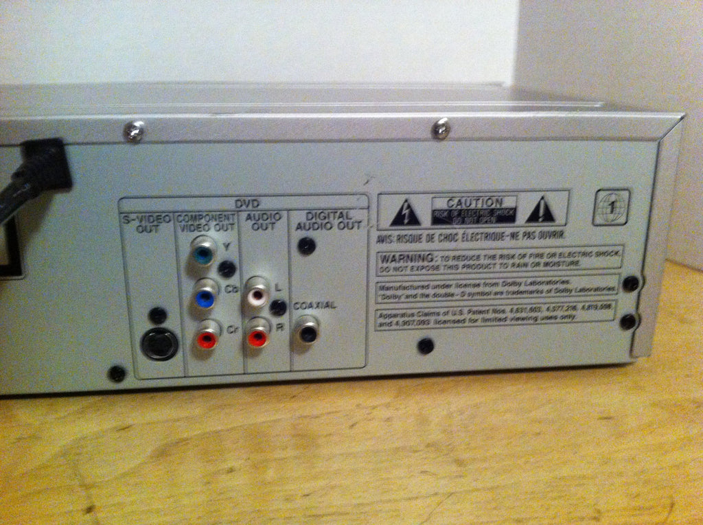 Video Cassette Recorder DVD Player Y369
